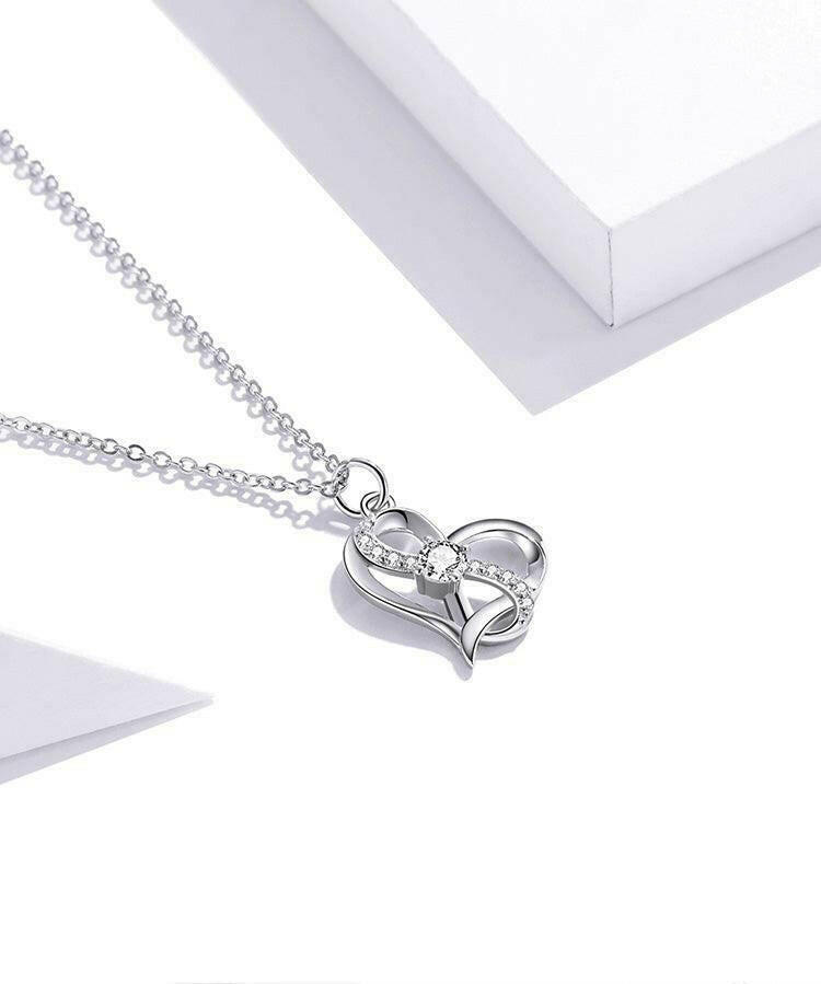 Infinity Love Necklace - Hannaca - Hannaca